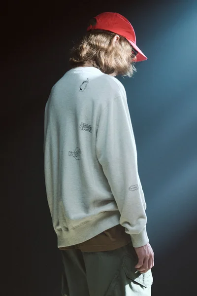 Look 11